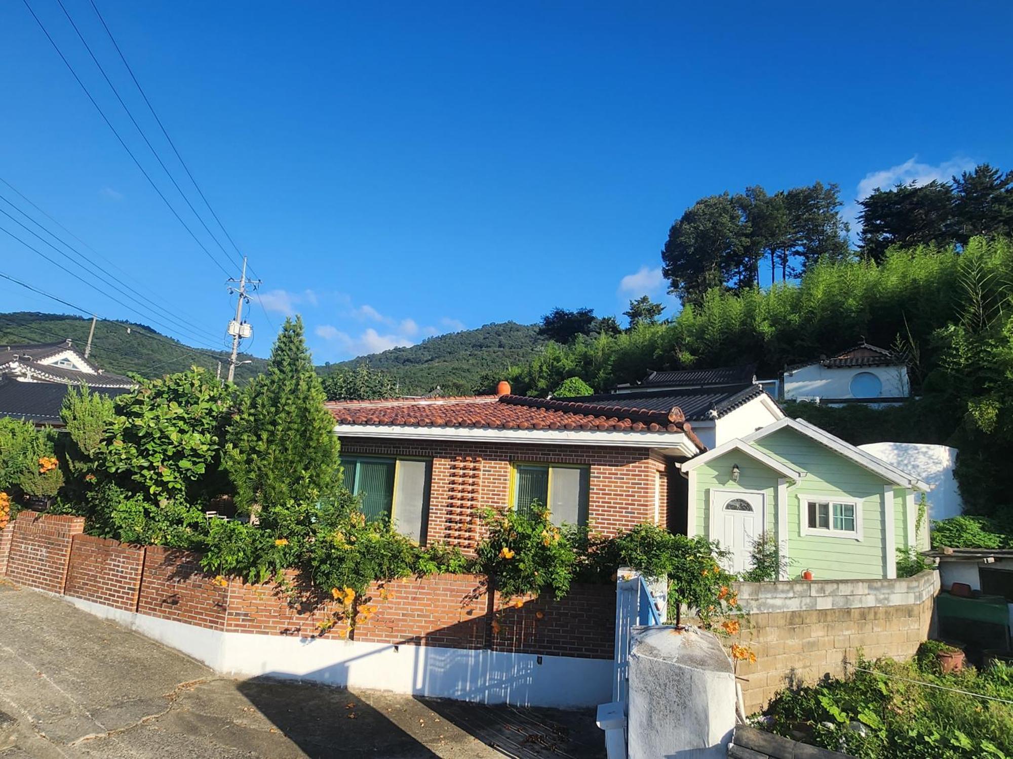 Gujeolcho Guesthouse Gyeongju Exteriör bild