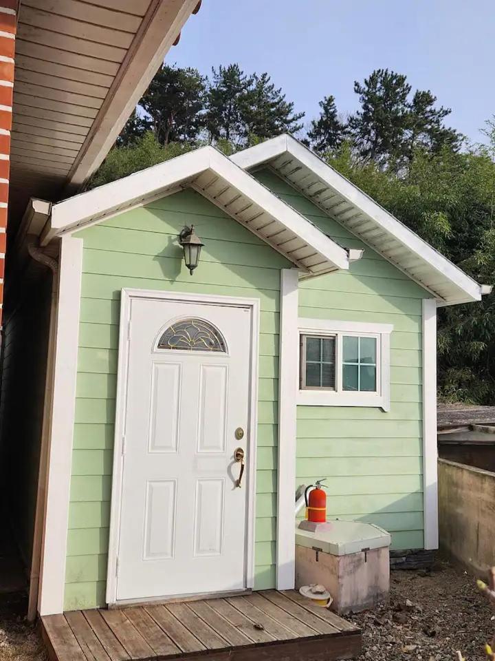 Gujeolcho Guesthouse Gyeongju Exteriör bild
