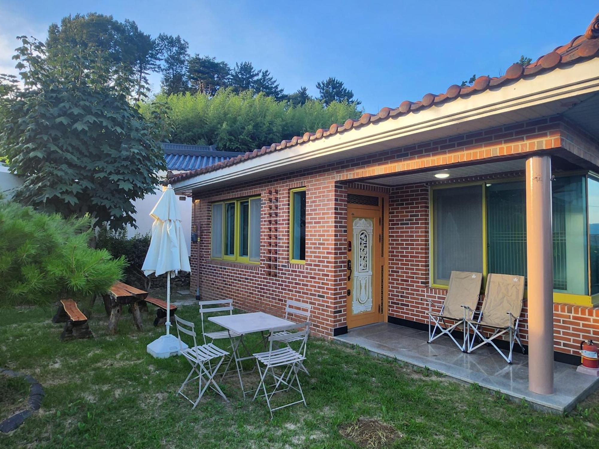 Gujeolcho Guesthouse Gyeongju Exteriör bild