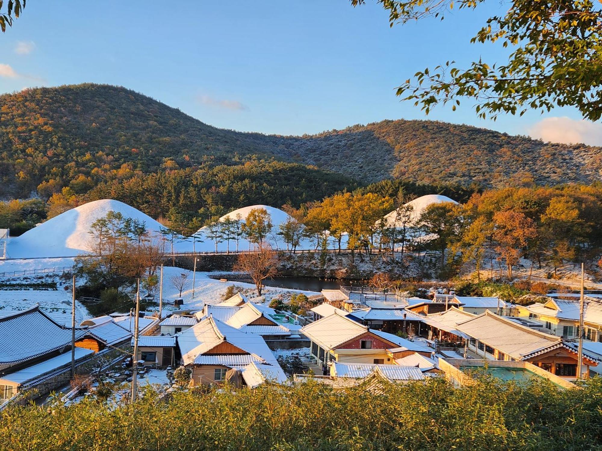 Gujeolcho Guesthouse Gyeongju Exteriör bild